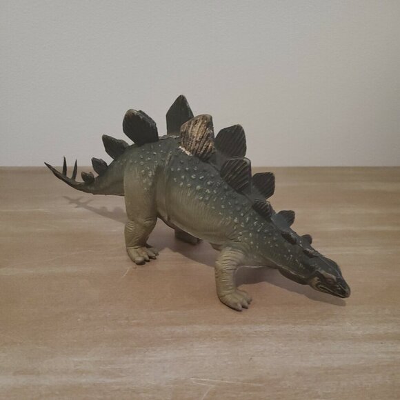 Vintage IMPERIAL 1985 Dinosaur Toy Stegosaurus Brontosaurus Figures Rare - Picture 3 of 10